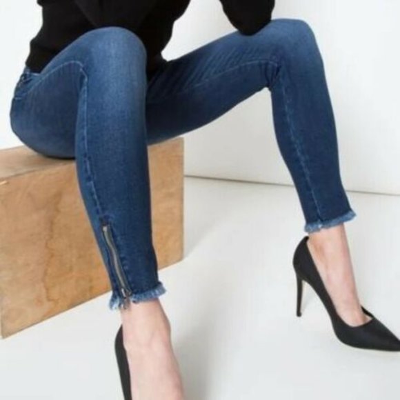 KanCan Denim - KanCan Marisa Dayport Jeans Fringed Zipper HW8328